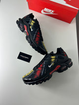 NIKE AIR MAX PLUS TN BLACK SATURN