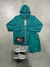 Asics Core Lake Green Windrunner Men’s Set