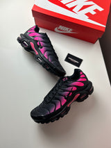 Nike Air Max Plus Tn Black Hyper Pink