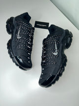 nIKE AIR MAX PLUS UTILITY BLACK