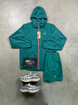 Asics Core Lake Green Windrunner Men’s Set