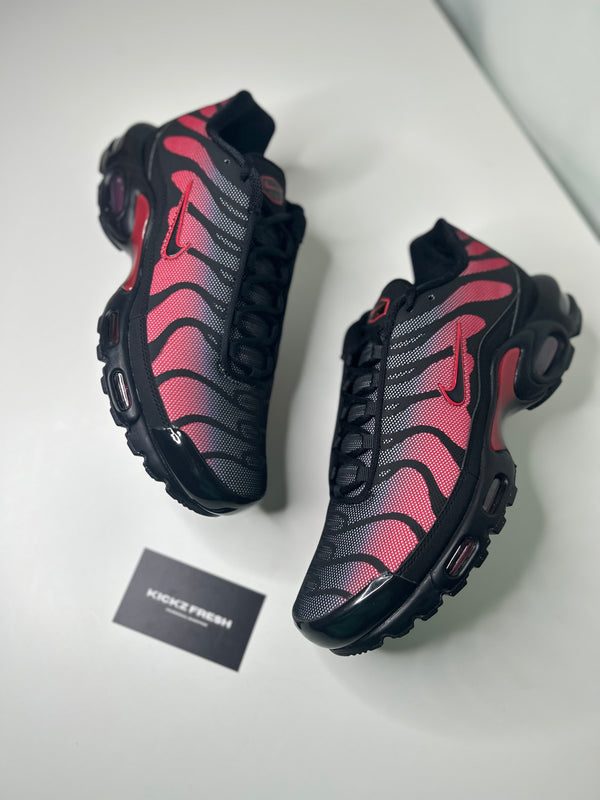 NIKE AIR MAX PLUS TN 'BRED REFLECTIVE'