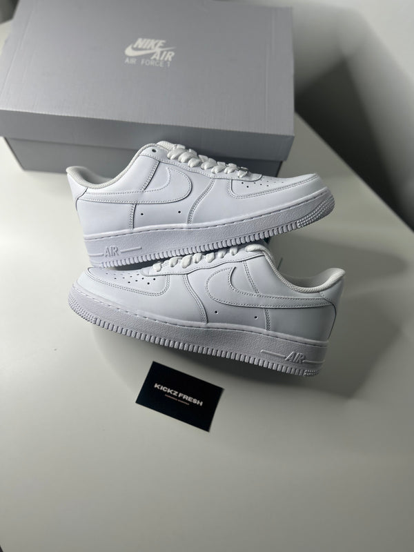 Nike Air Force 1 Triple White