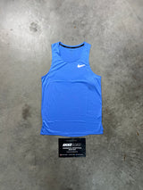 Nike Miler Adv Vest Royal Pulse Tee