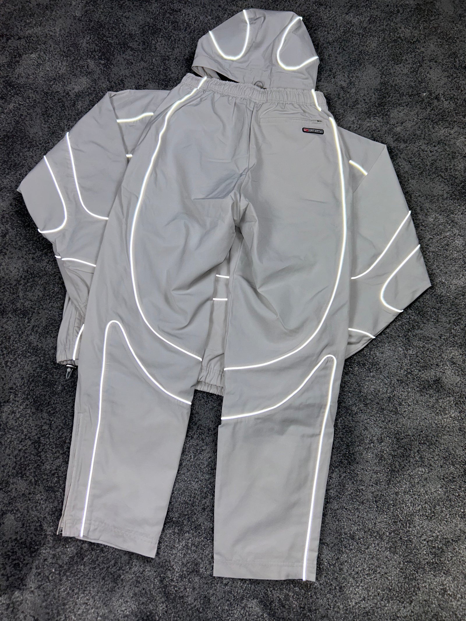 Corteiz RTW x Nike NRG Off White Tracksuit – Kickzfresh