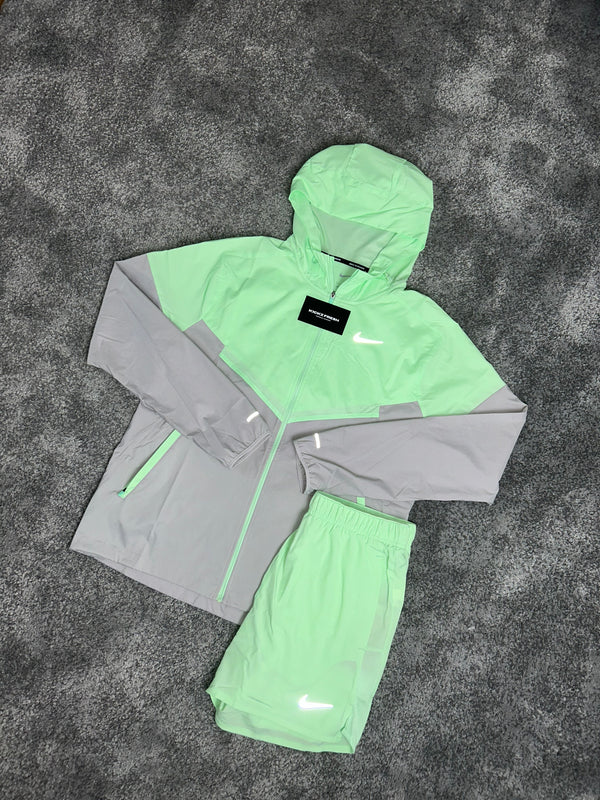 Nike Repel Windrunner Vapour Mint Mens Set