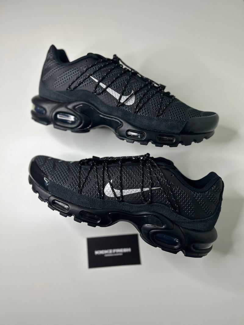 nIKE AIR MAX PLUS UTILITY BLACK