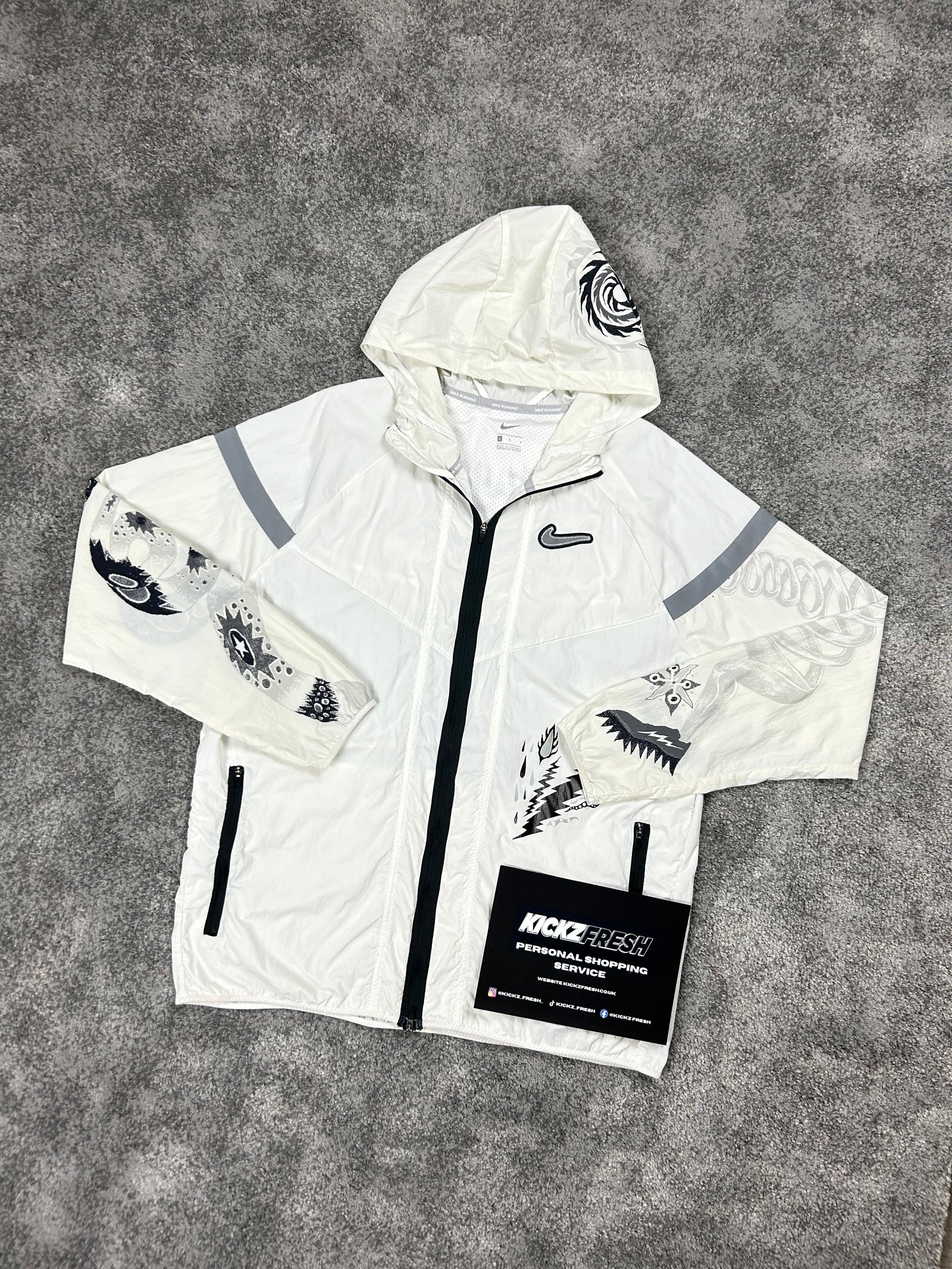 Nike Windrunner Jacket Tokyo Cream White Dragon – Kickzfresh