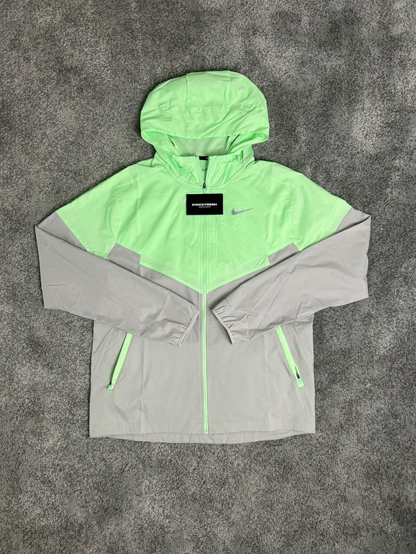 Nike Windrunner Jacket “Vapour Mint”