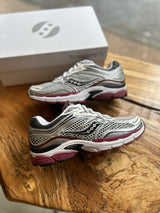 Saucony Omni 9 Burgundy Red
