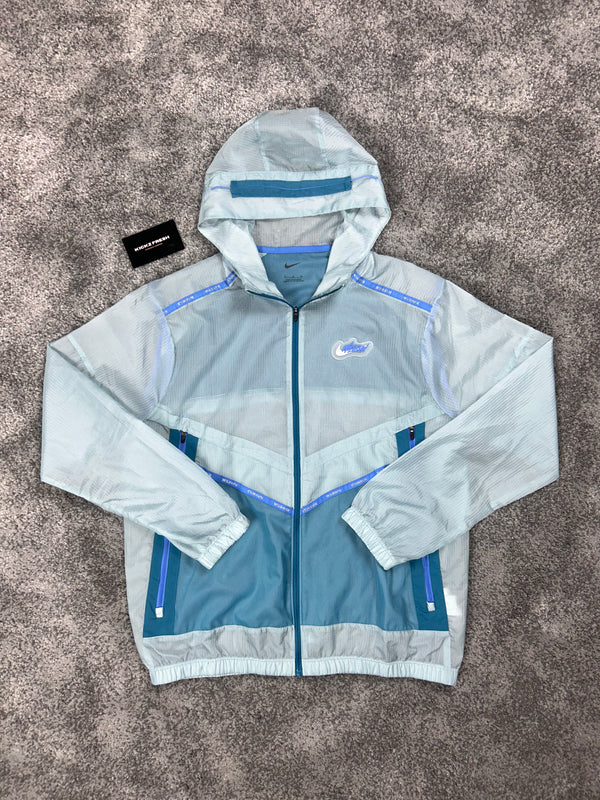 Nike Windrunner jacket wildrun Ice Blue